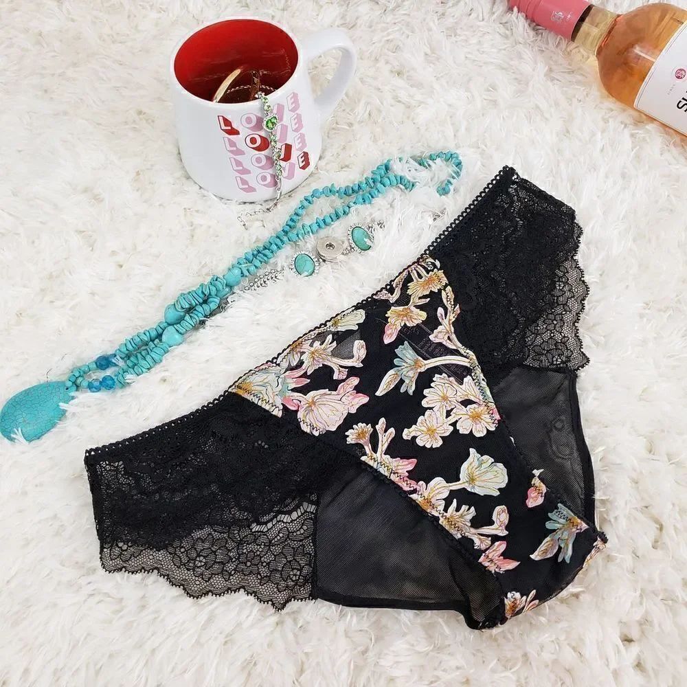 Victoria's Secret CHEEKINI MEDIUM Black Lace Mesh Flora Front Dream Angels